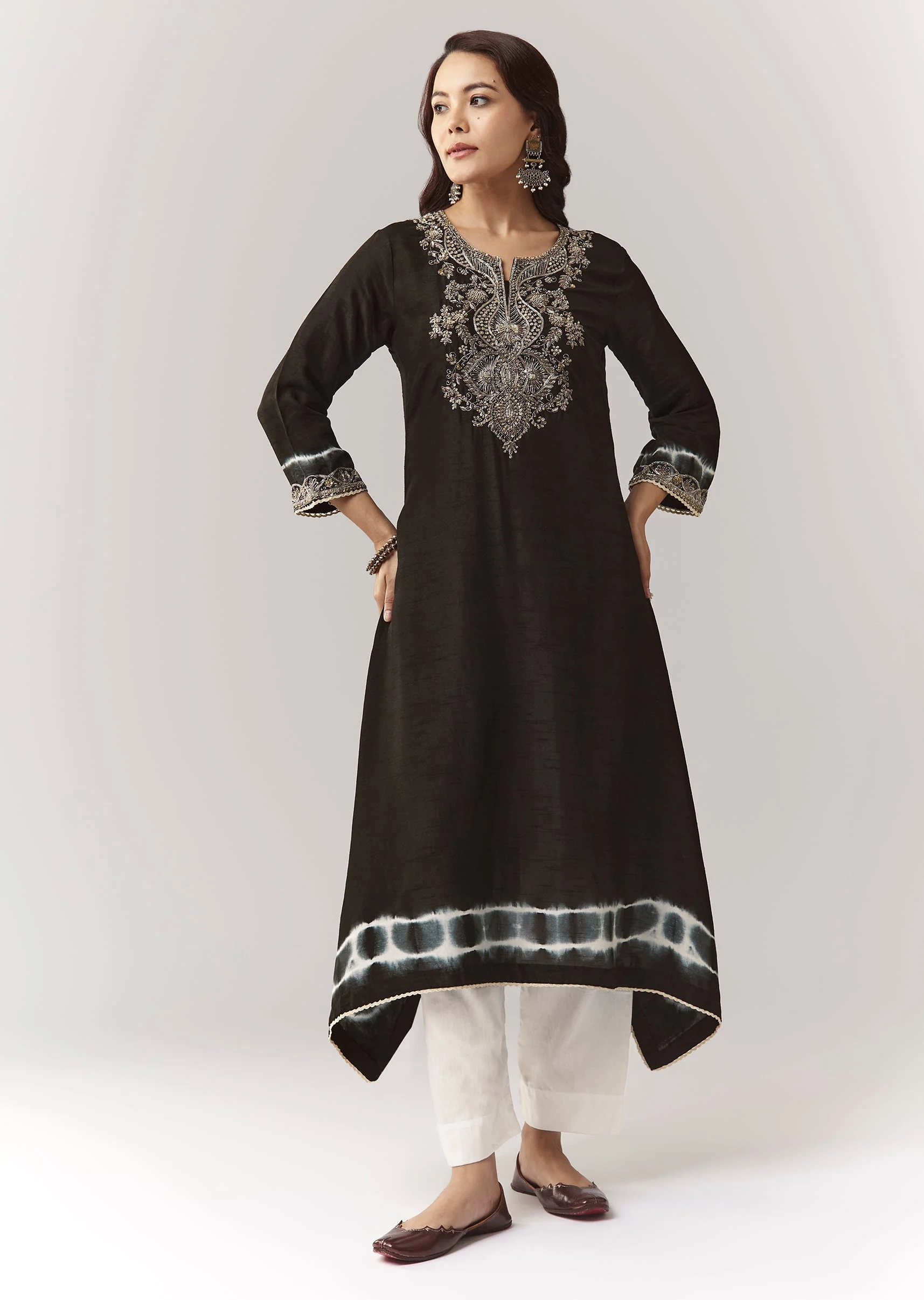 Black Cut Dana Sequin Kurta Pant Coord With Leheriya Border - Image 3