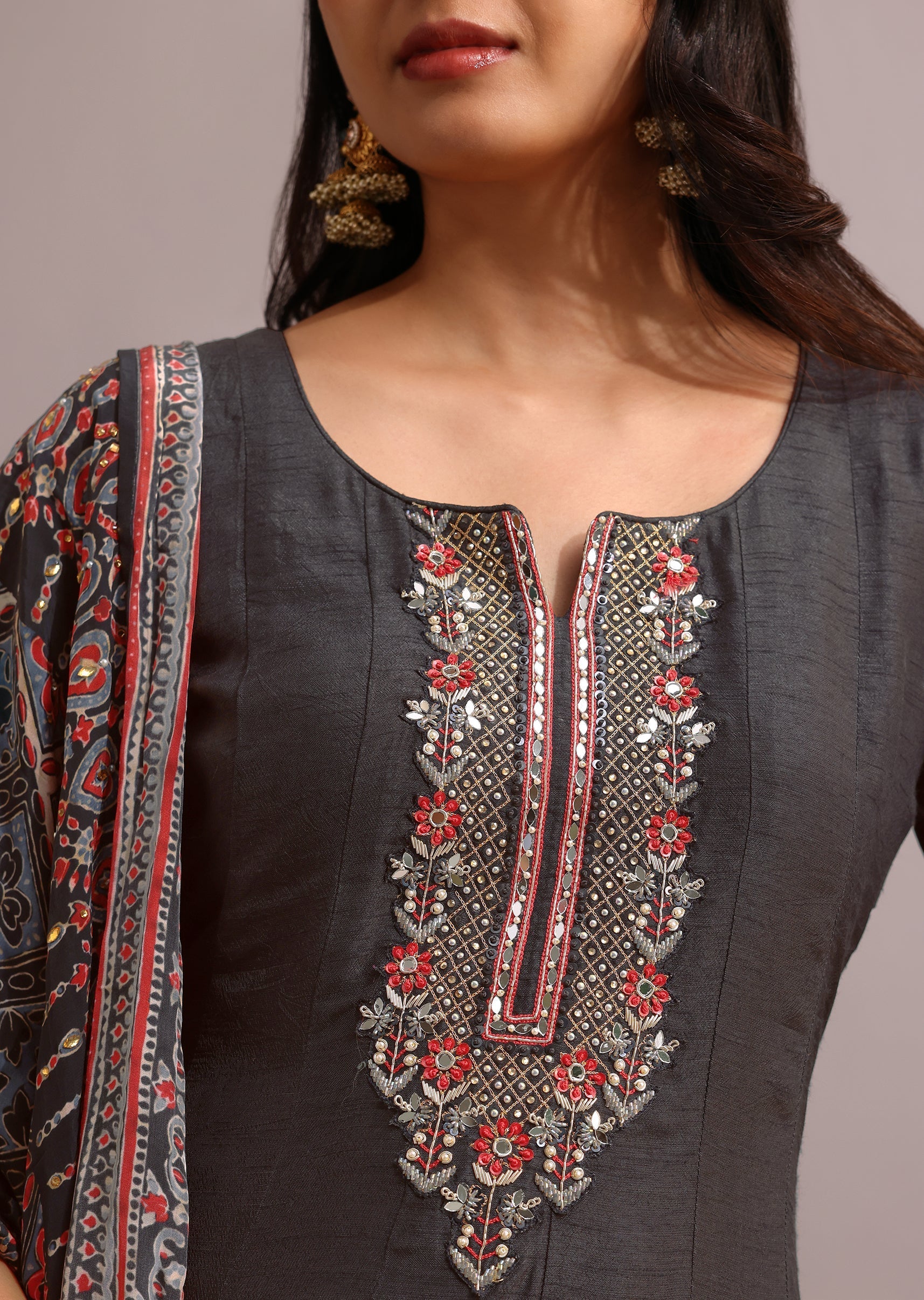 Black Embroidered Kurti Set With Modal Silk Ajrakh Printed Dupatta - Image 5