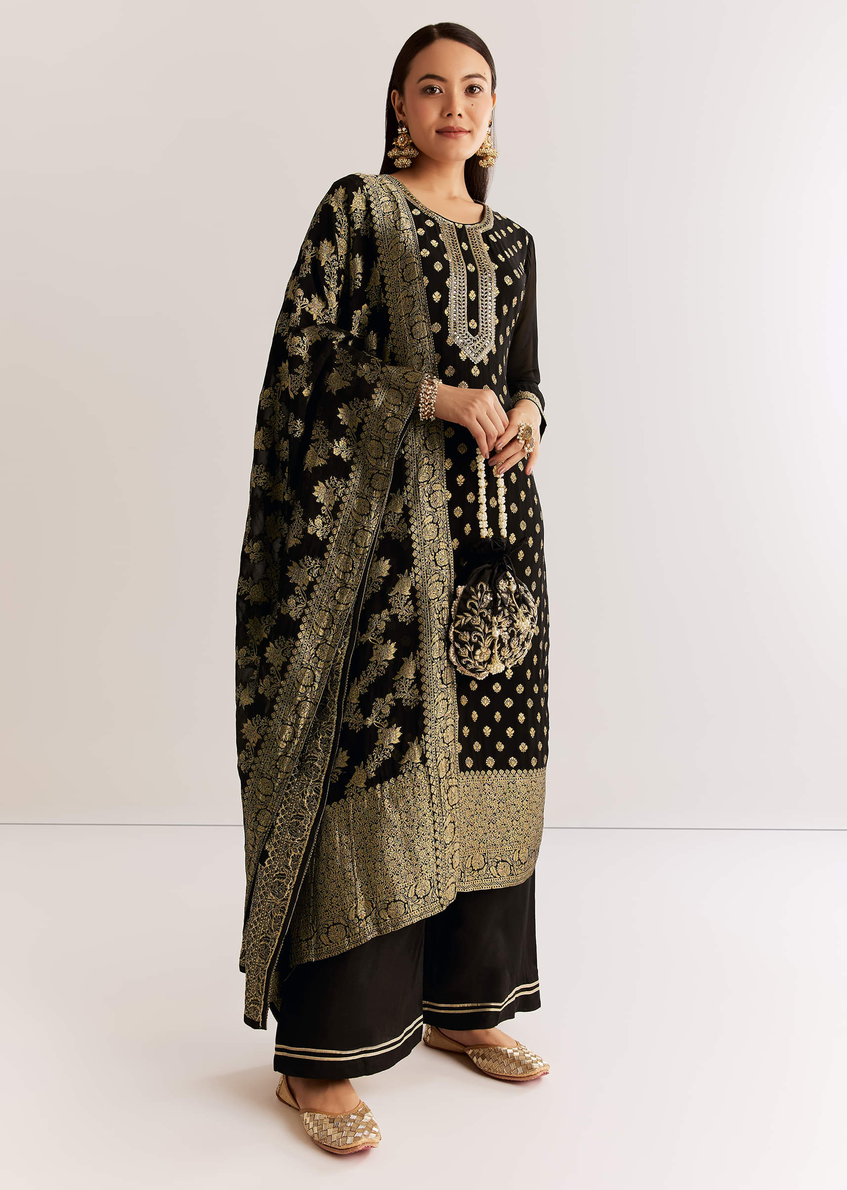Black Georgette Banarasi Kurta Set With Mirror And Cutdana Neckline - Image 3