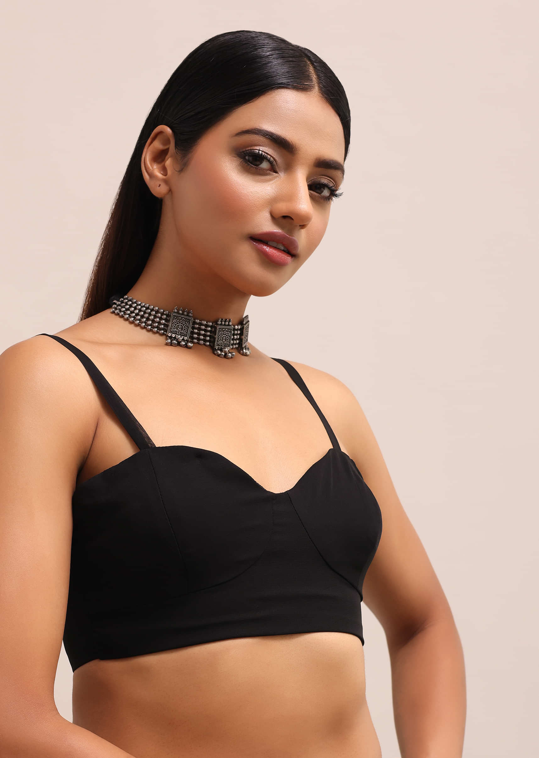 Black Georgette Chikankari Saree With Unstitiched Blouse - Image 7