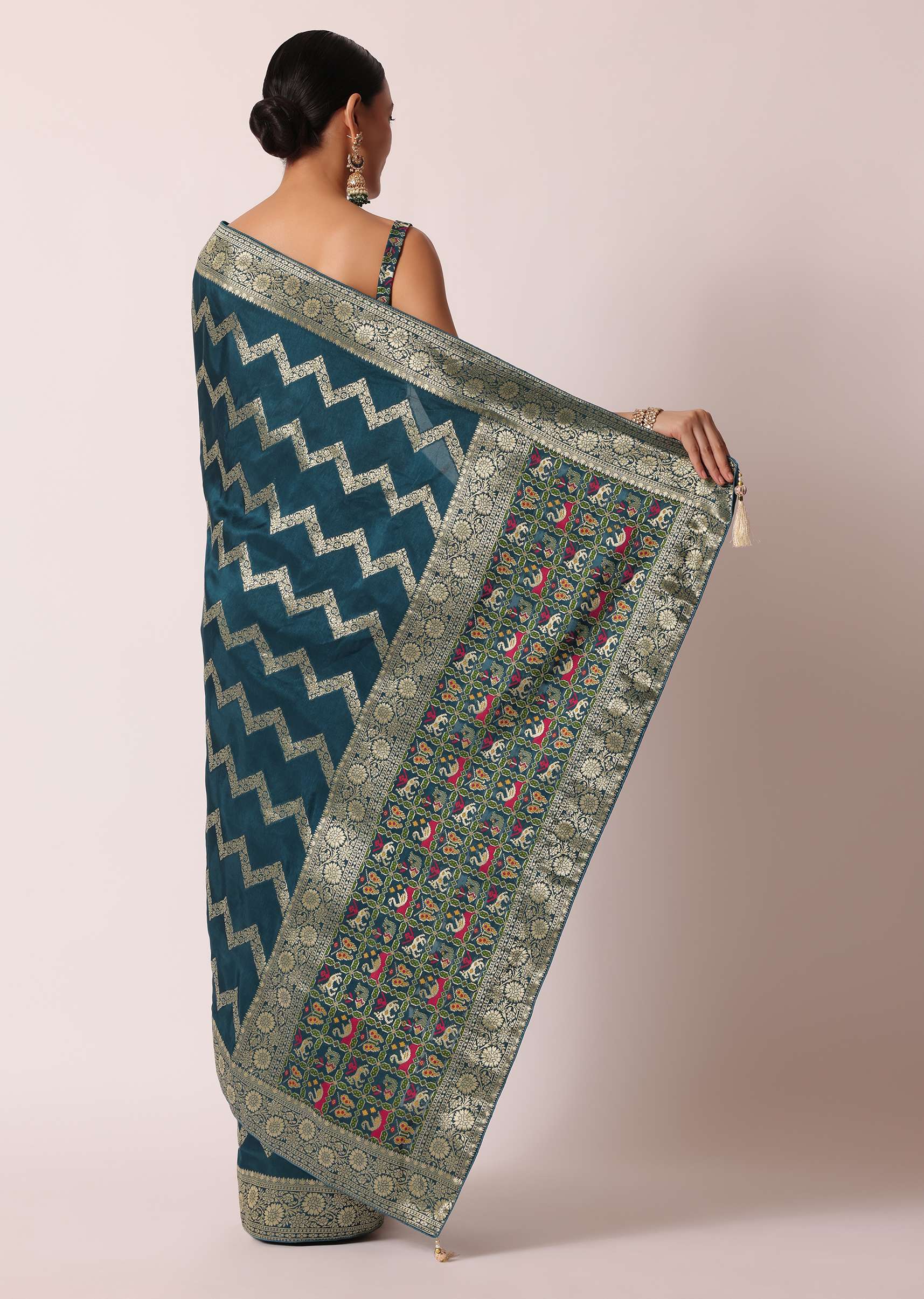 Blue Banarasi Silk Saree With Meenakari Work And Unstitched Blouse Piece - Image 4