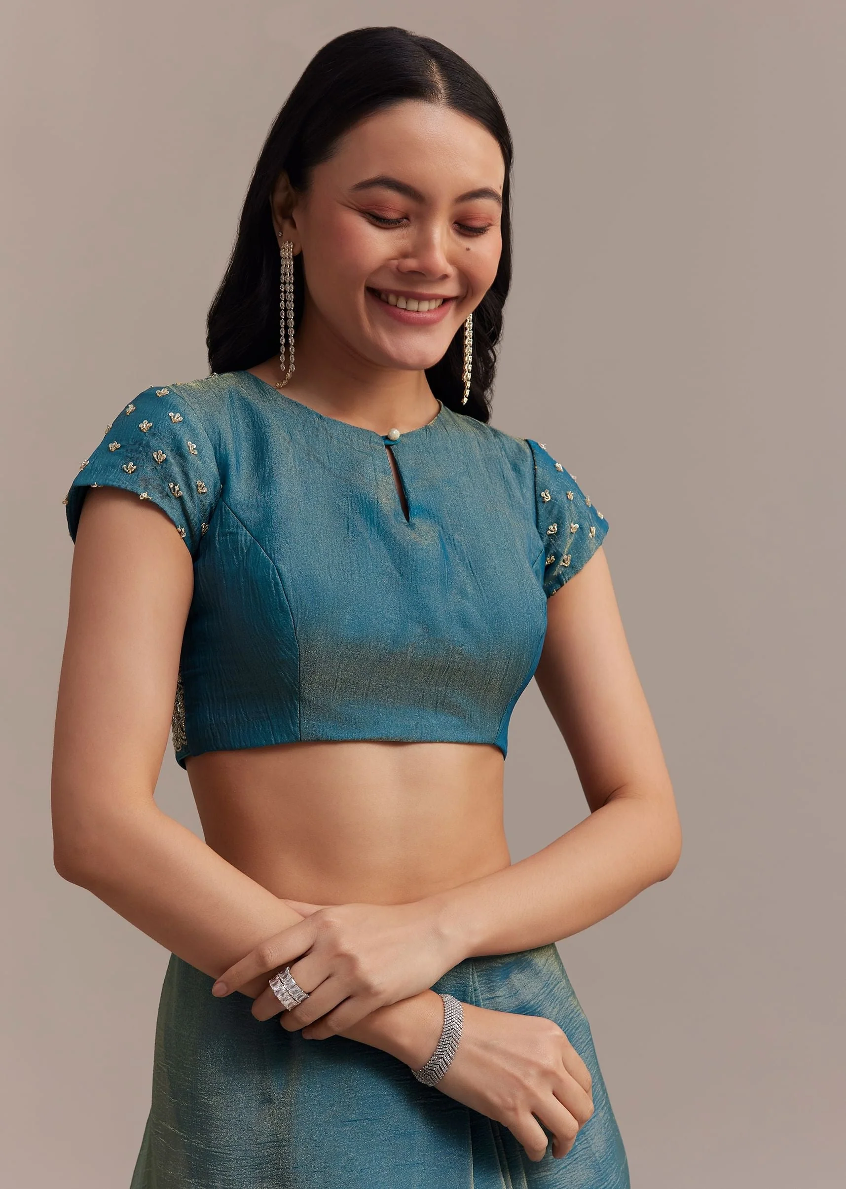 Blue Crushed Tissue Saree With Scallop Embellished Border - Image 7
