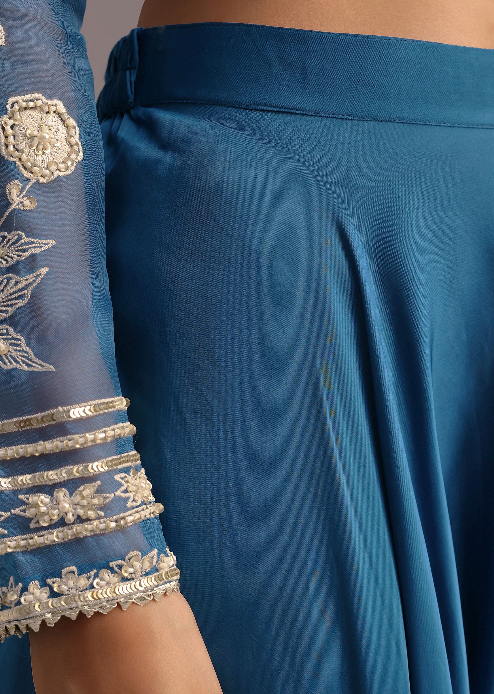 Blue Resham Work Kurti Palazzo Suit - Image 6