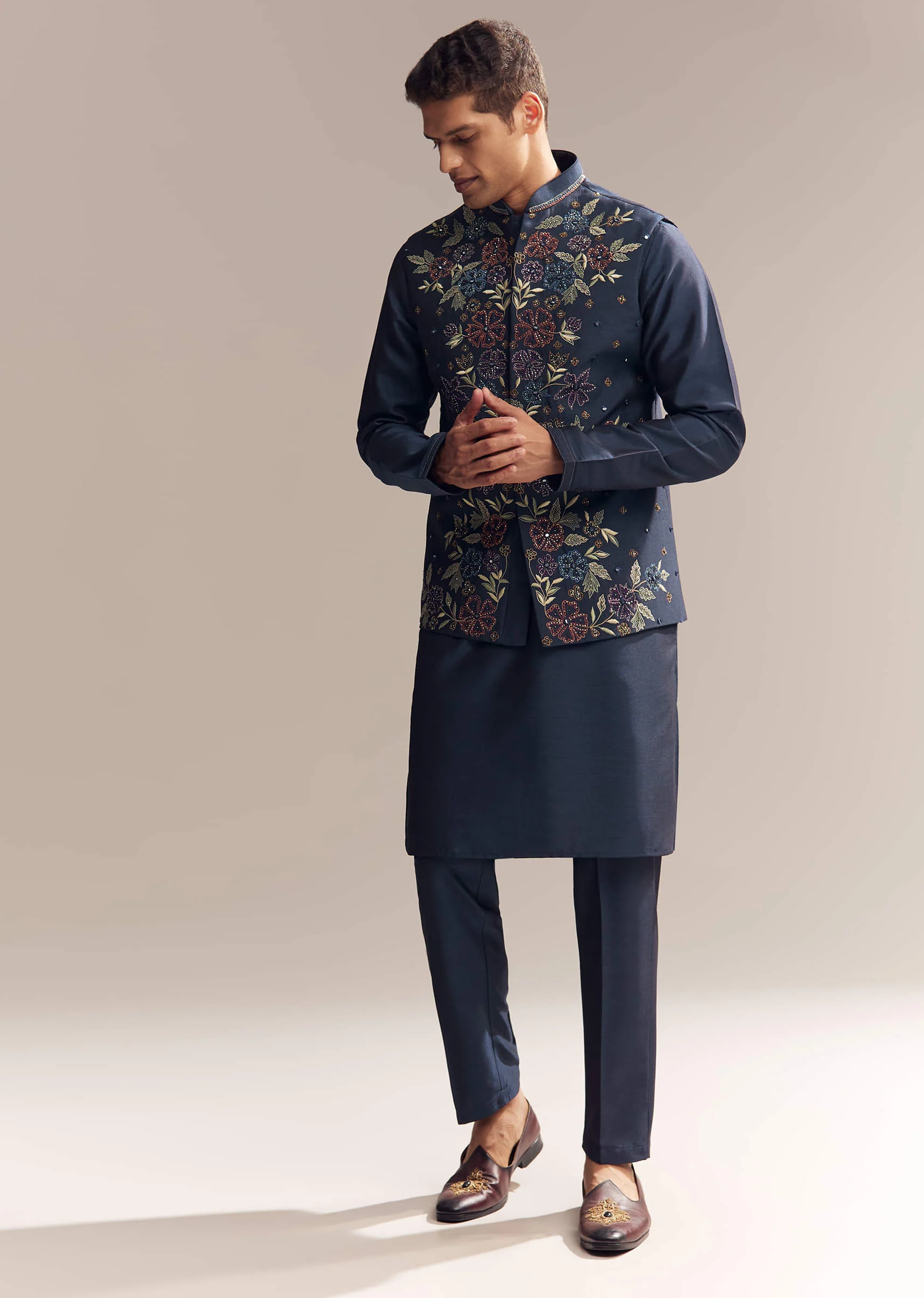 Blue Silk Kurta Jacket Set For Men With Resham Embroidery - Image 3