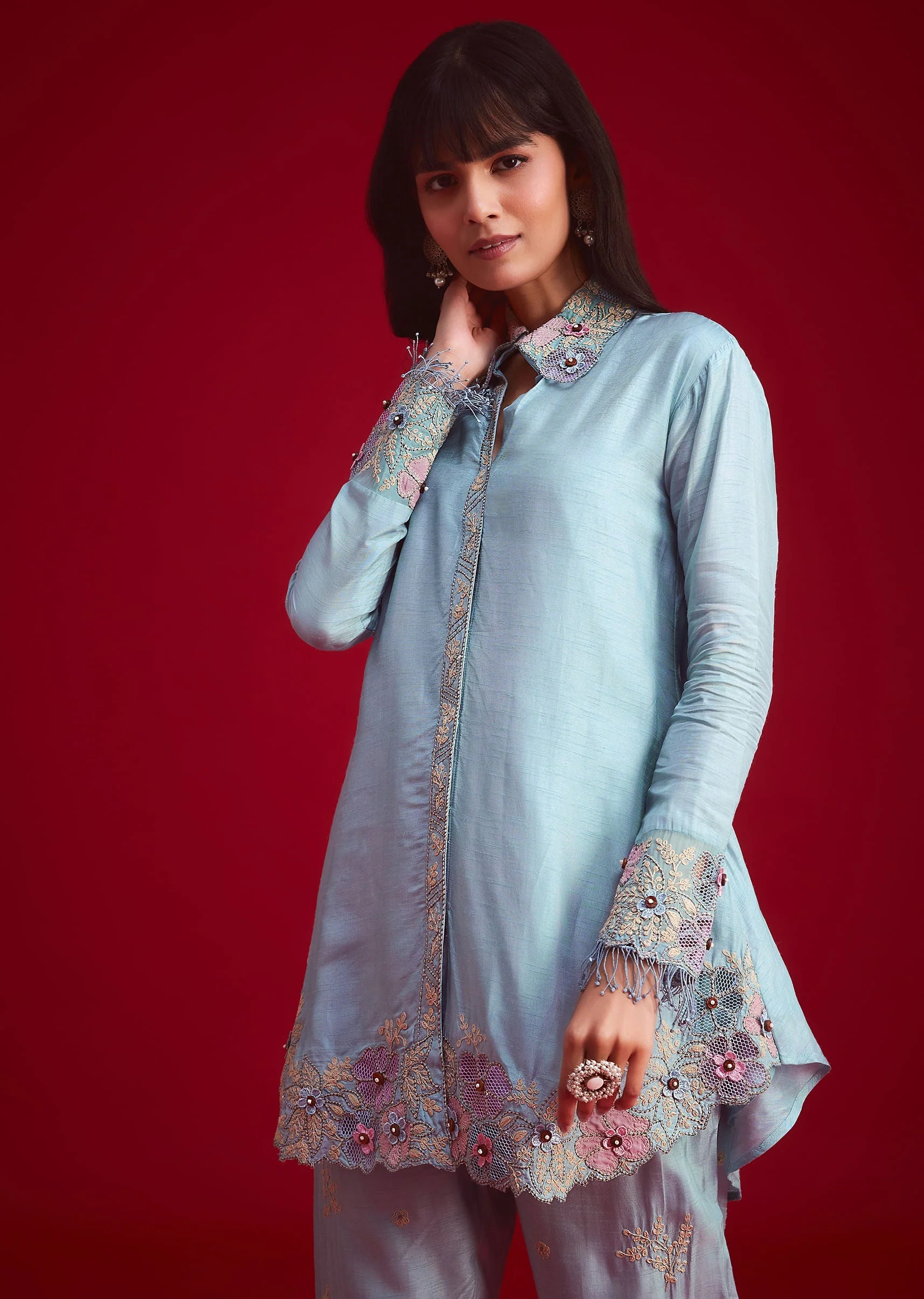 Blue Silk Threadwork And Patch Work Kurta Pant Set - Image 4