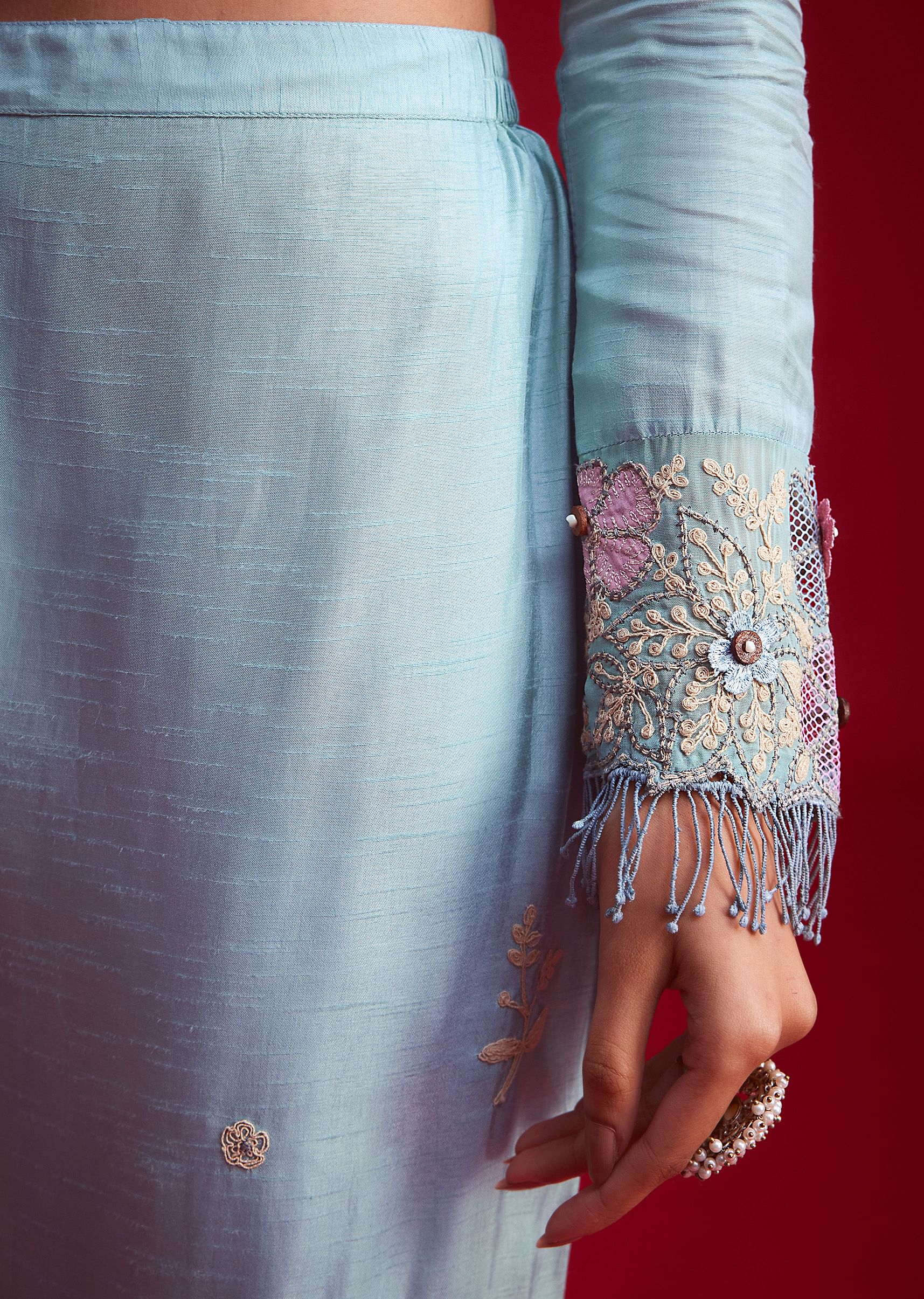 Blue Silk Threadwork And Patch Work Kurta Pant Set - Image 6