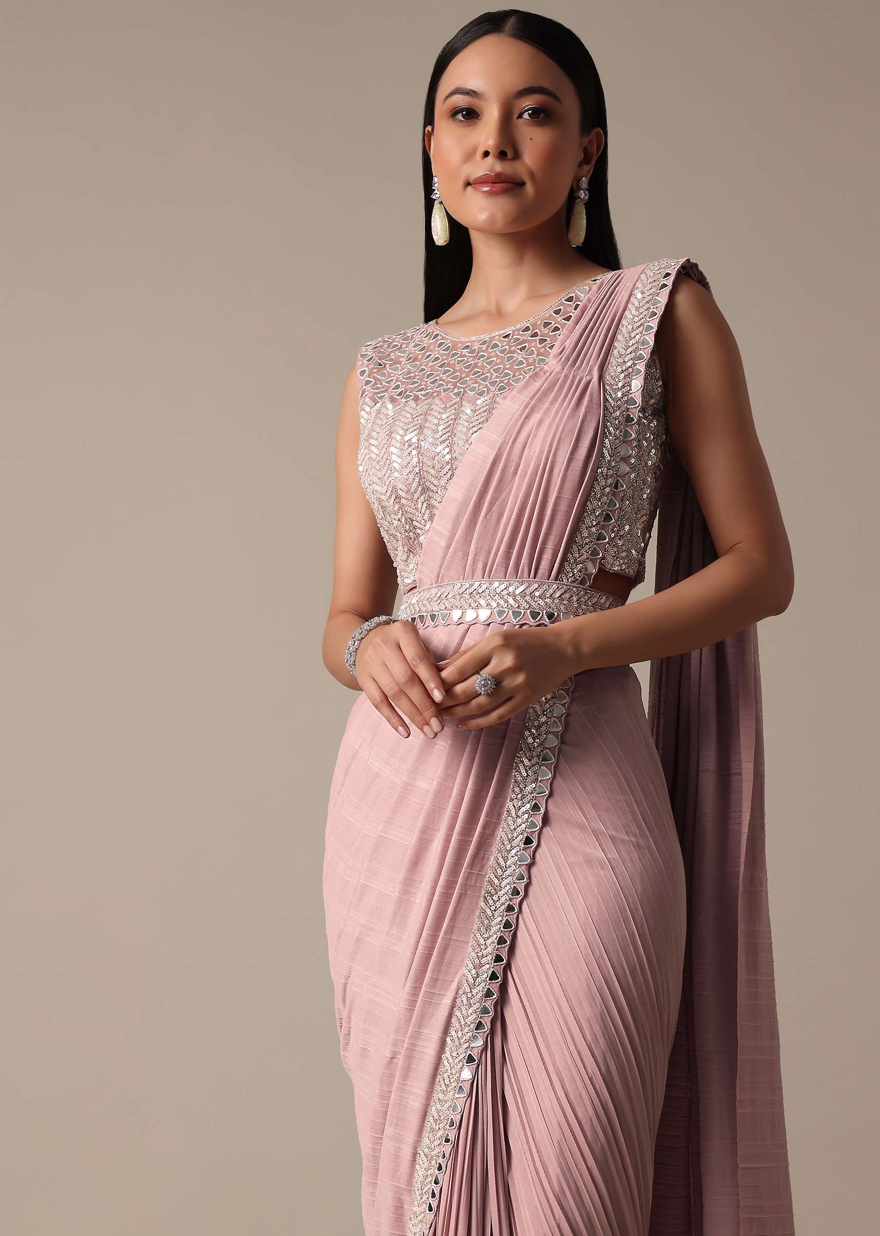Chic Pink Saree With Ready Made Blouse - Image 4