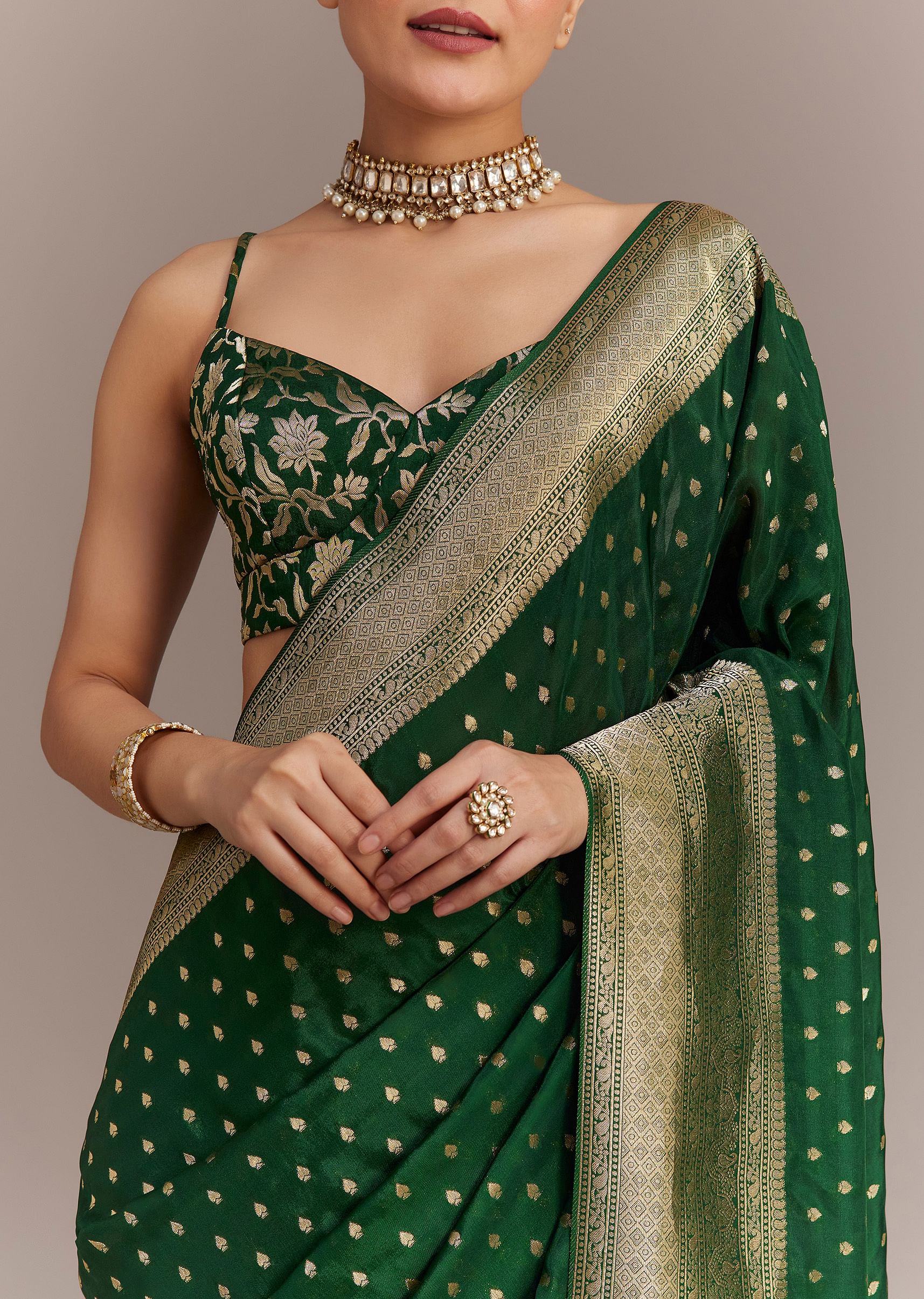 Dark Green Tissue Silk Saree With Zari Border Butti And Pallu - Image 3