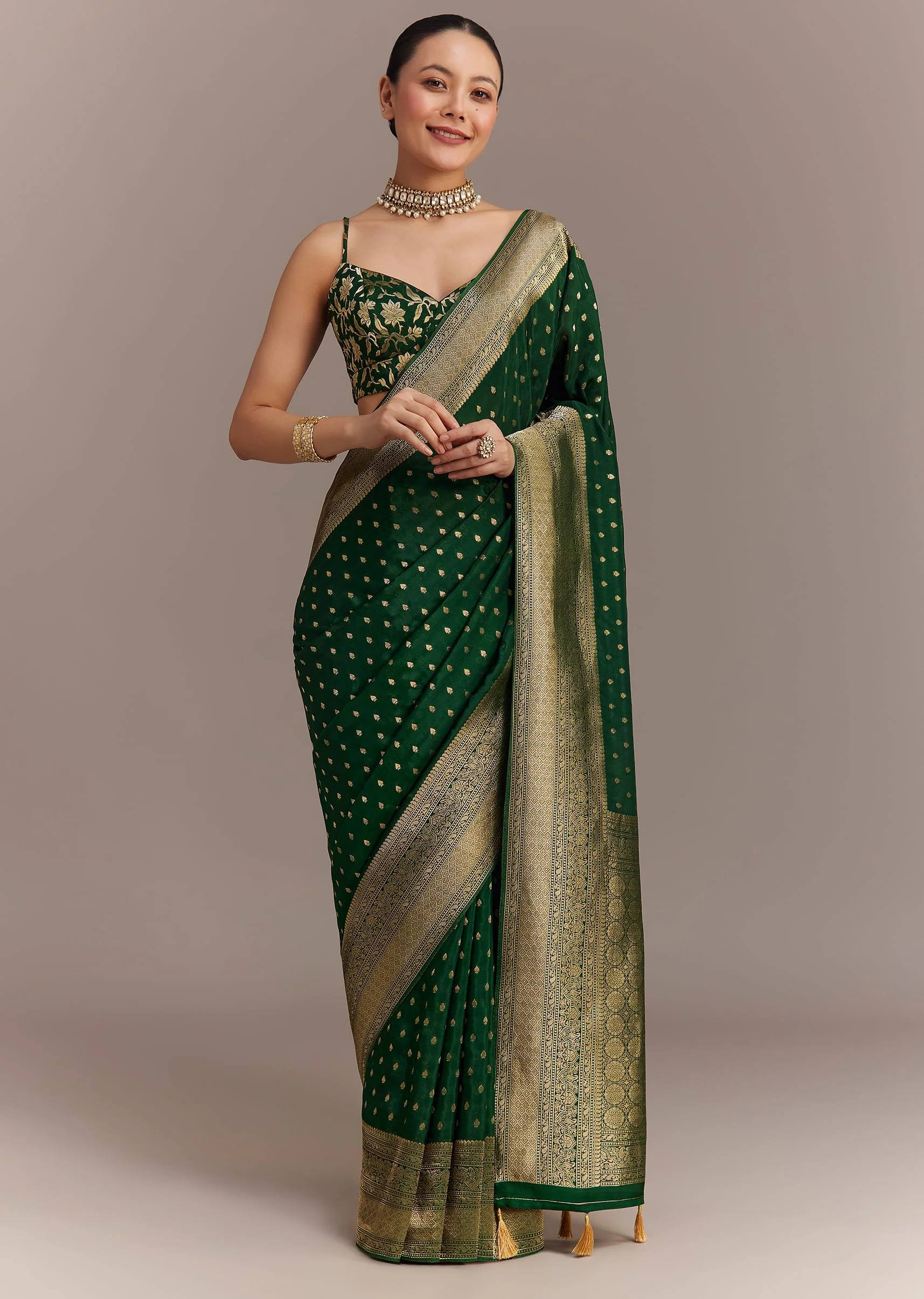Dark Green Tissue Silk Saree With Zari Border Butti And Pallu - Image 5