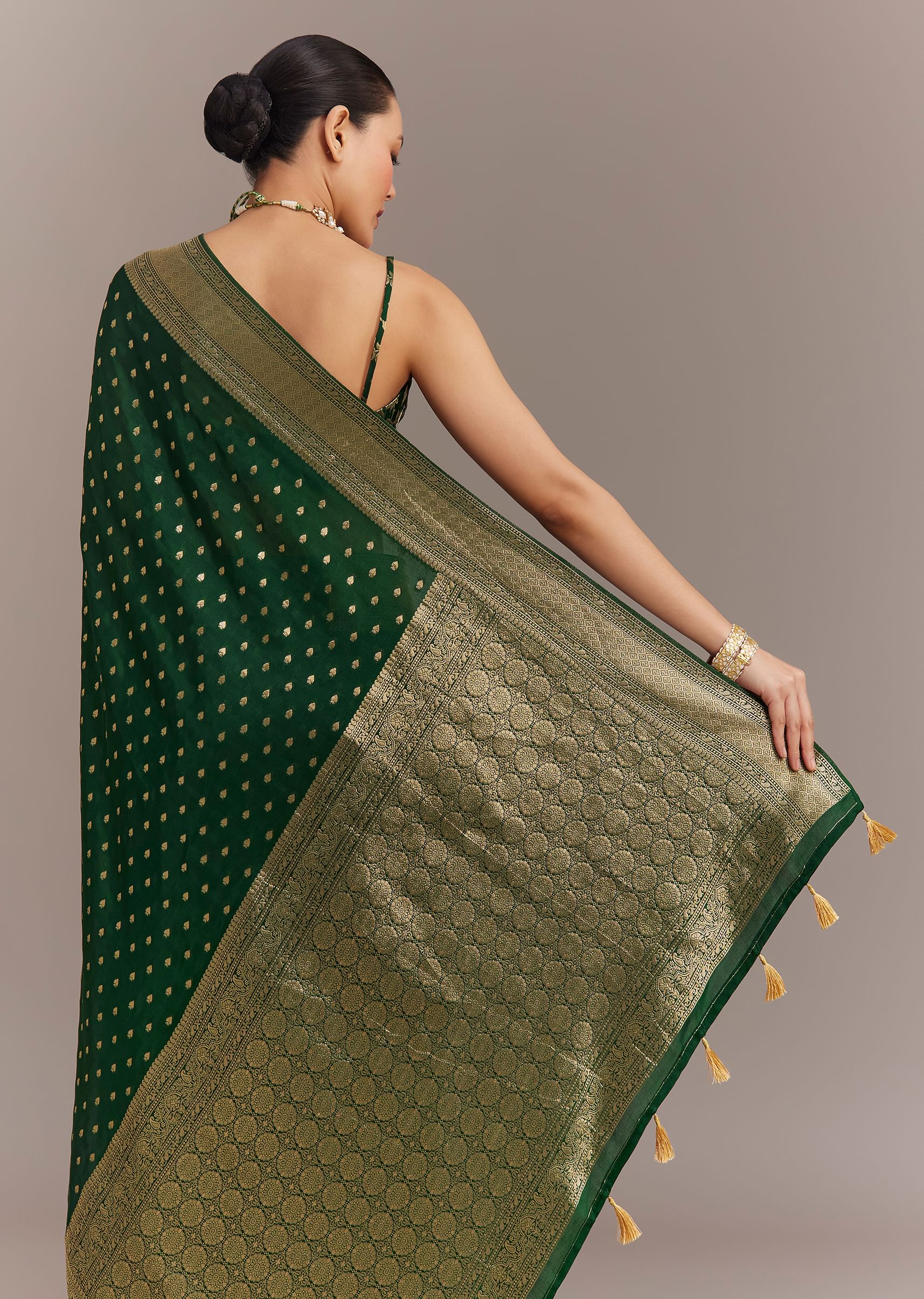 Dark Green Tissue Silk Saree With Zari Border Butti And Pallu - Image 6