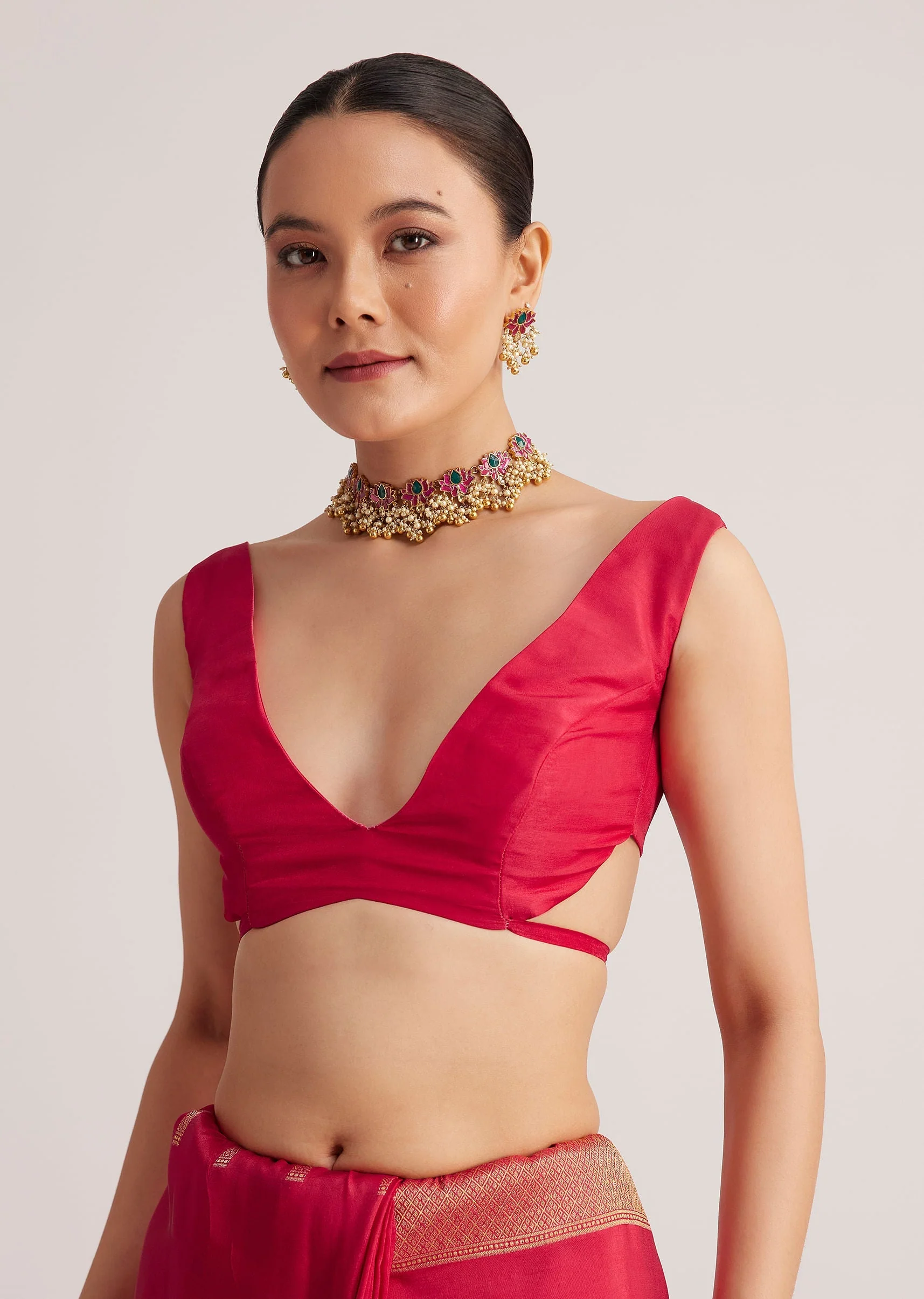 Fusia Pink Dola Silk Saree With Woven Floral Motifs - Image 7