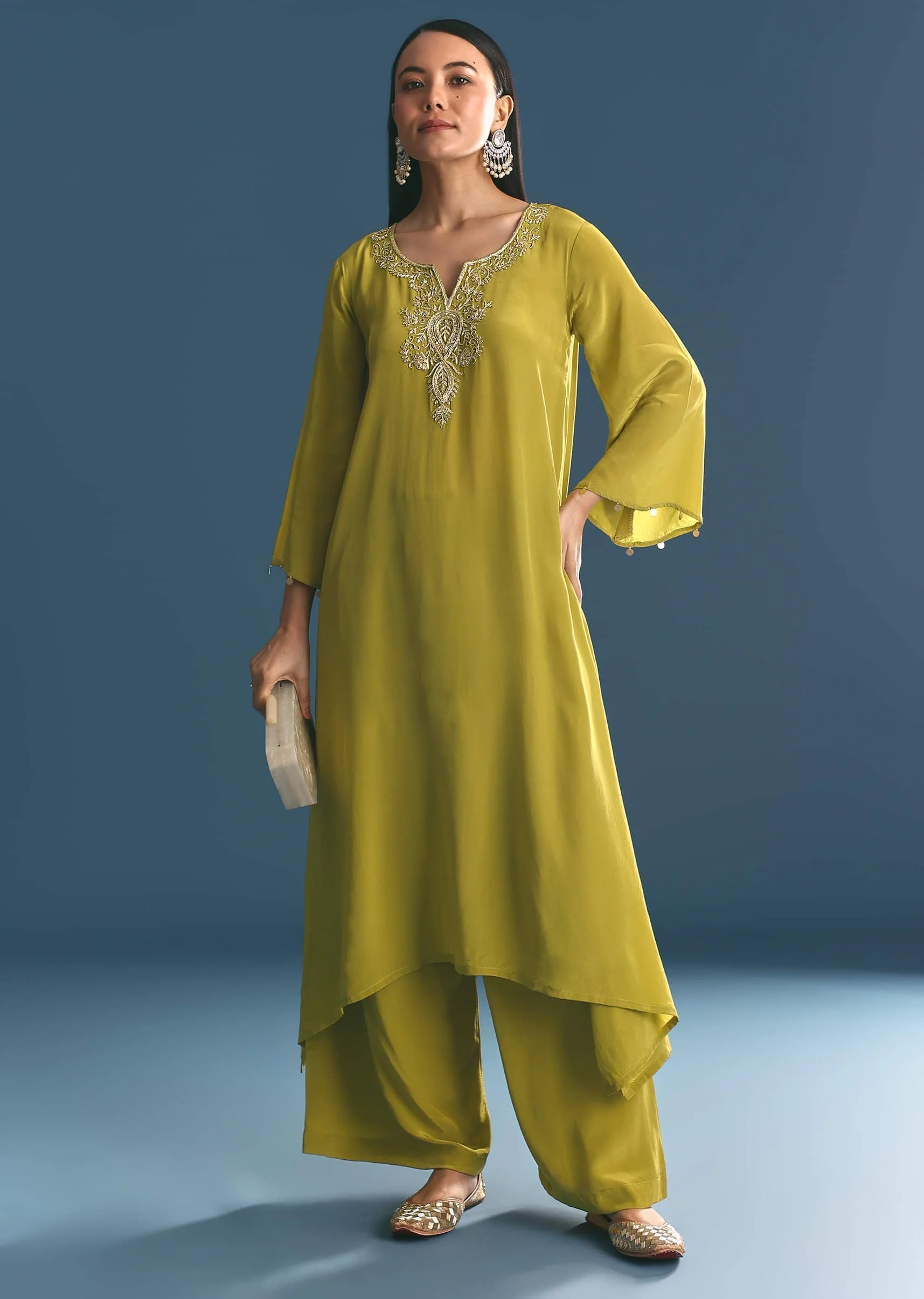 Green Crepe Gold Zardosi Kurta Pant With Dupatta - Image 4