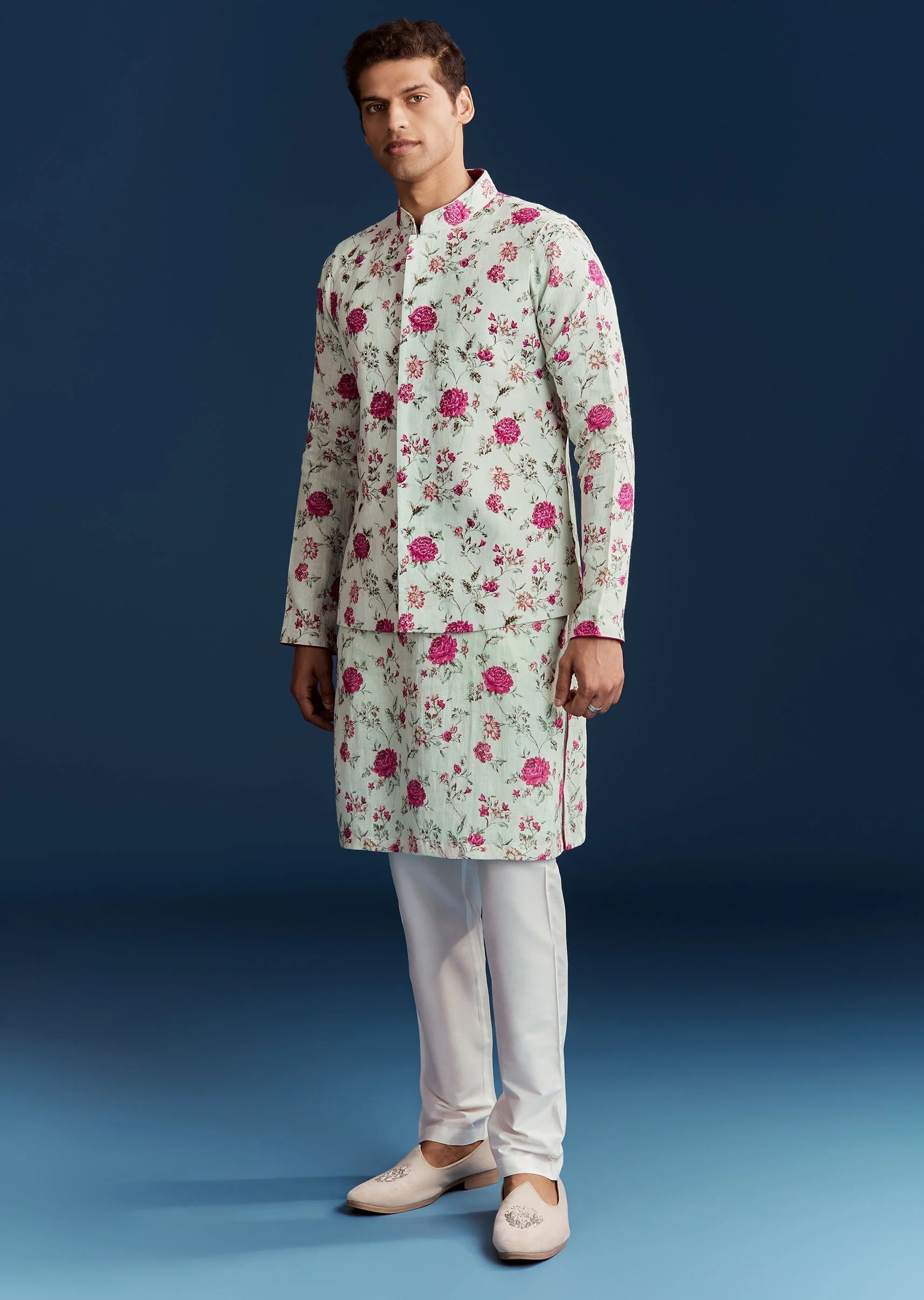 Green Silk Printed Kurta With Floral Sequins And Stone Work - Image 4