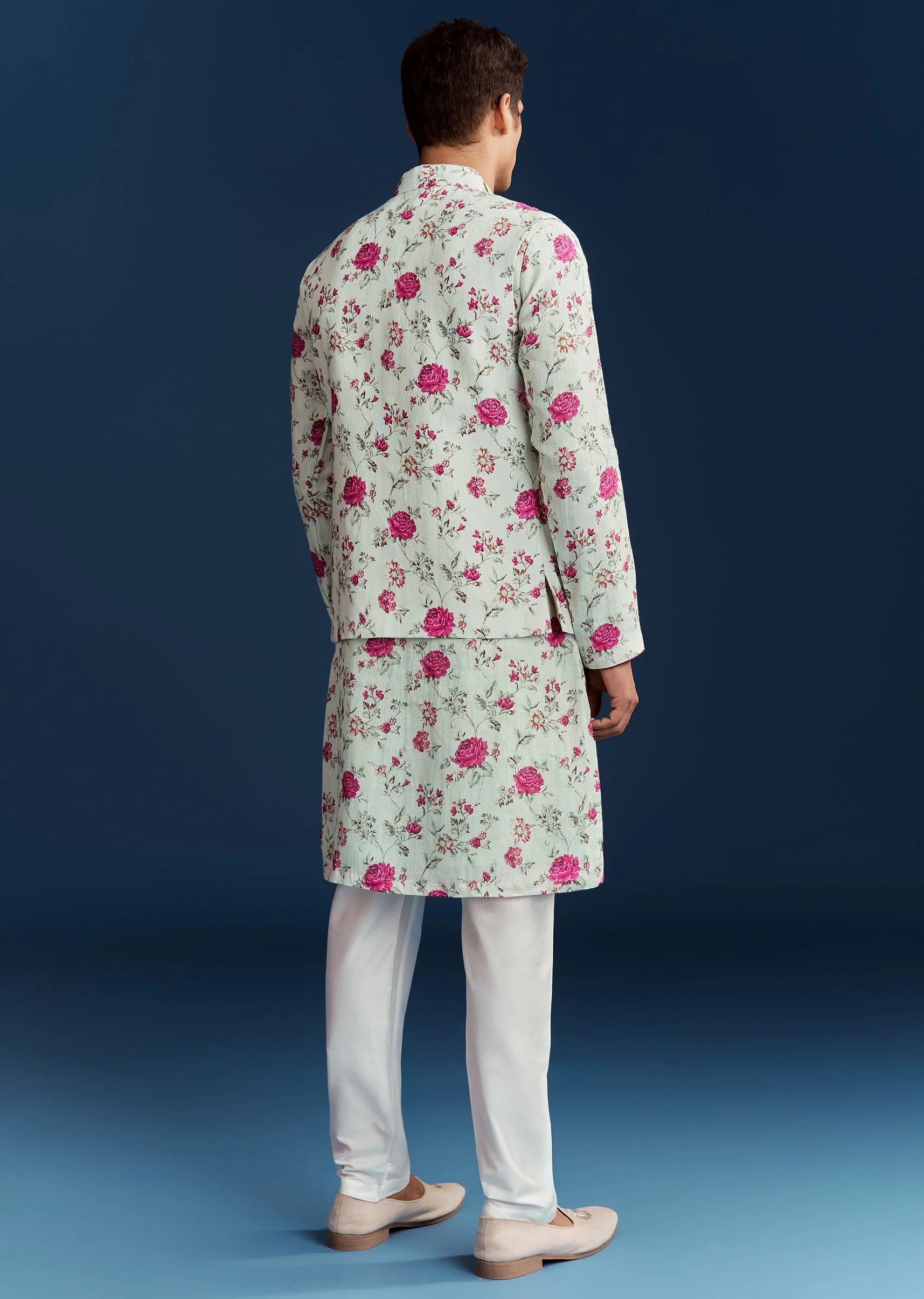 Green Silk Printed Kurta With Floral Sequins And Stone Work - Image 5