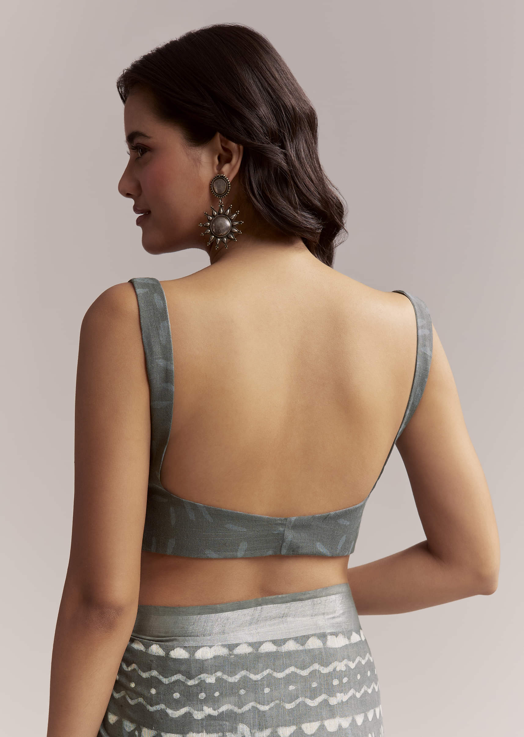 Grey Linen Printed Saree With Authentic Ajrakh Geometric Print - Image 8