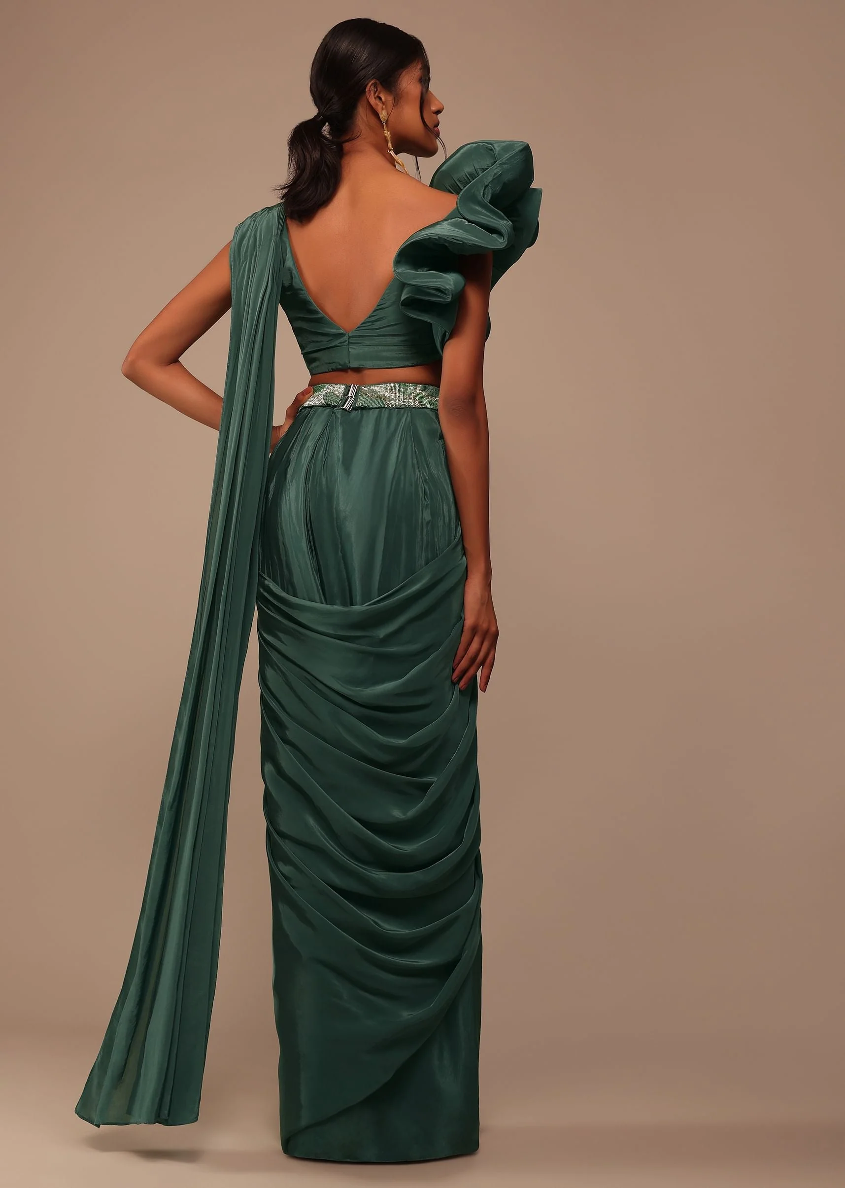 Jade Green Saree With Fancy One Side Flowered Shape Sleeve And Belt - Image 4