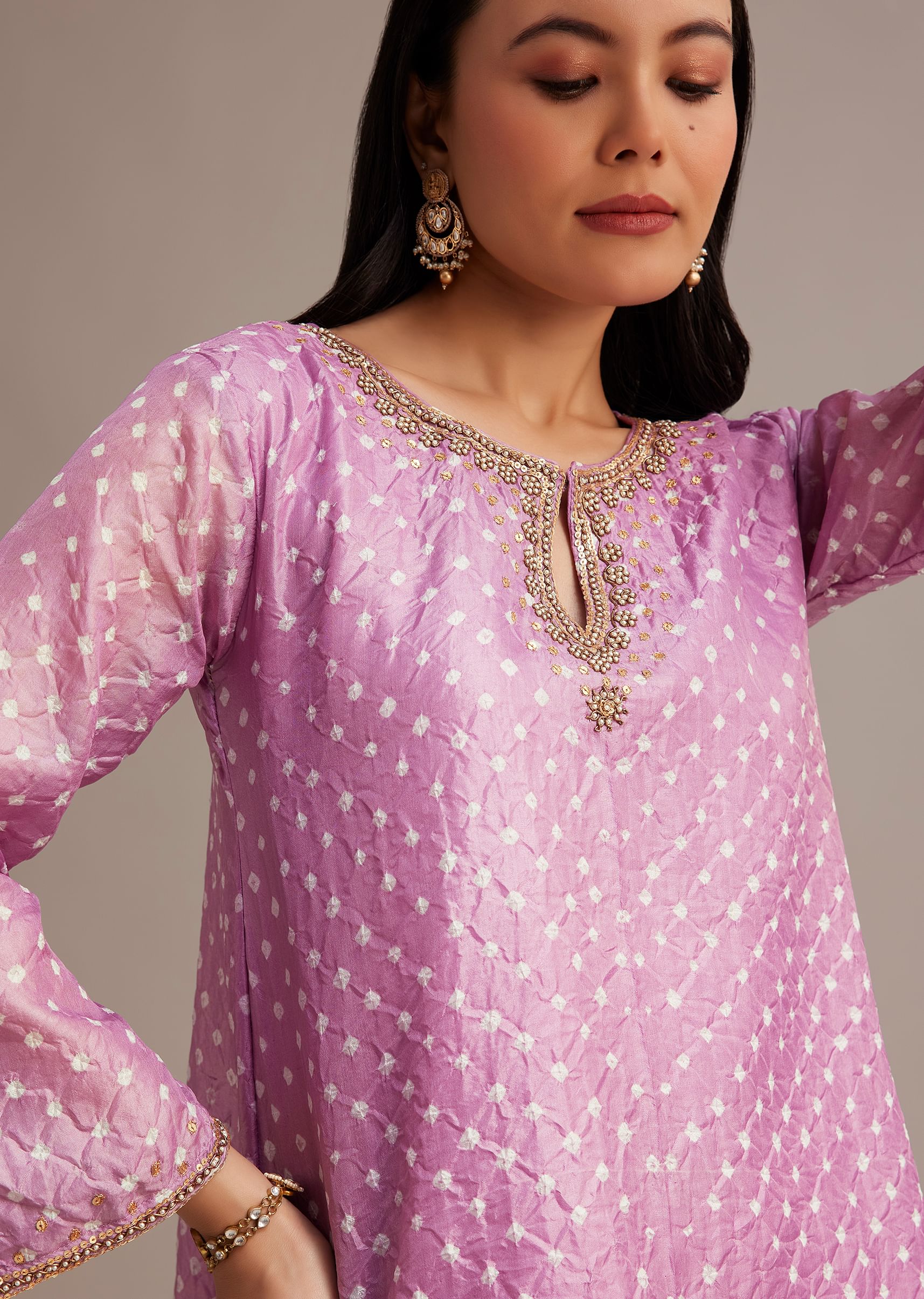 Lavender Bandhani High Low Kurta Set With Dhoti - Image 4
