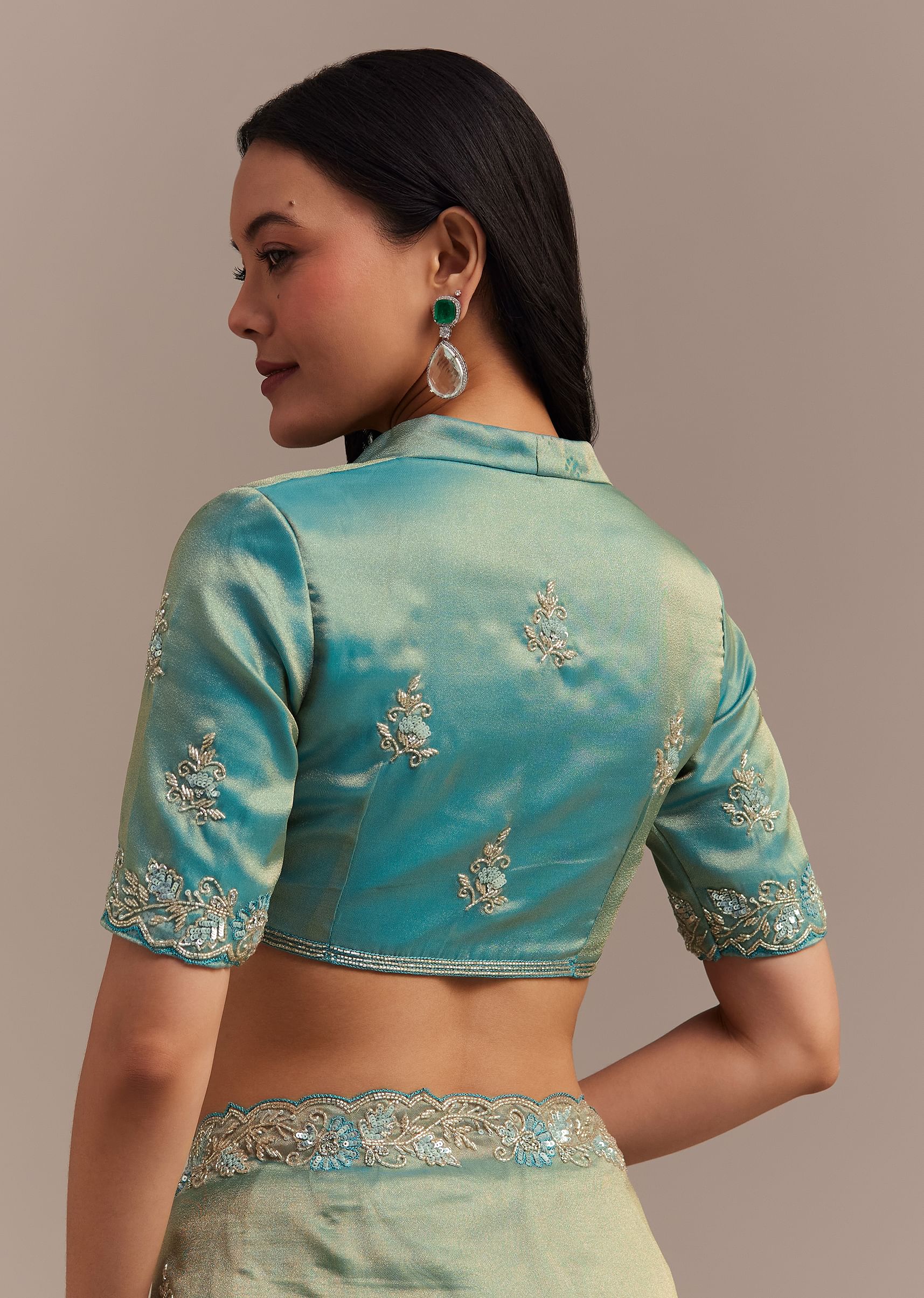 Metallic Sea Green Tissue Organza Saree With Embroidered Border - Image 8