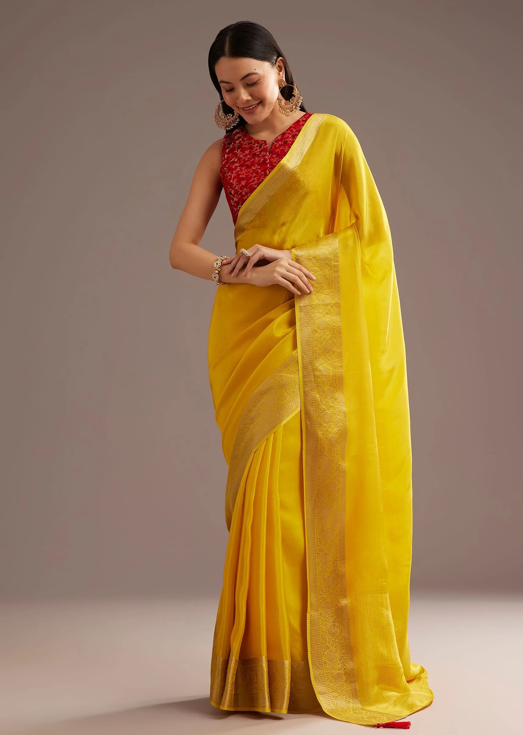Mustard Yellow Crepe Silk Saree With Zari Border And Contrast Blouse - Image 3