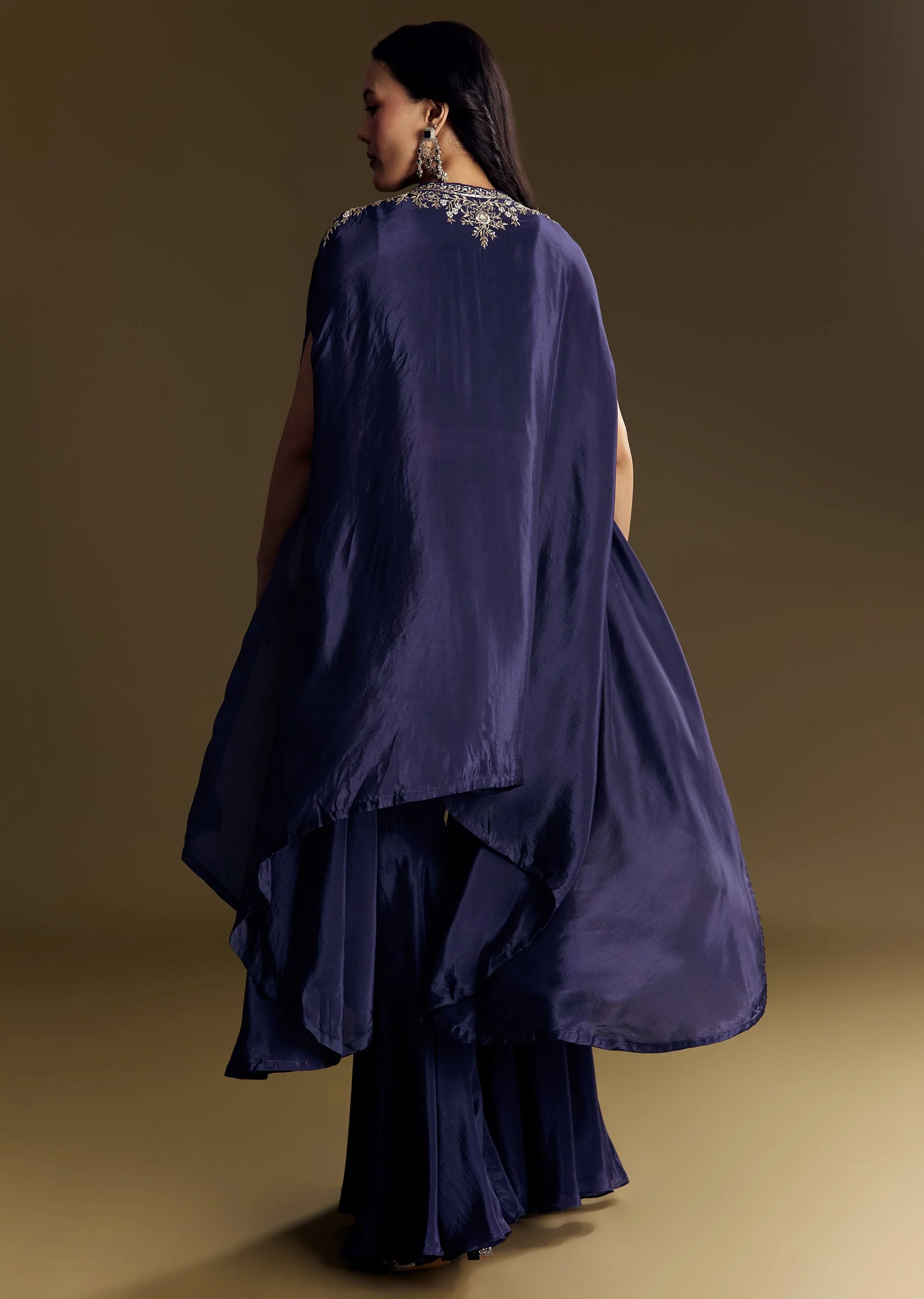 Navy Blue Crop Top Set With Silver Zardozi Cape - Image 5