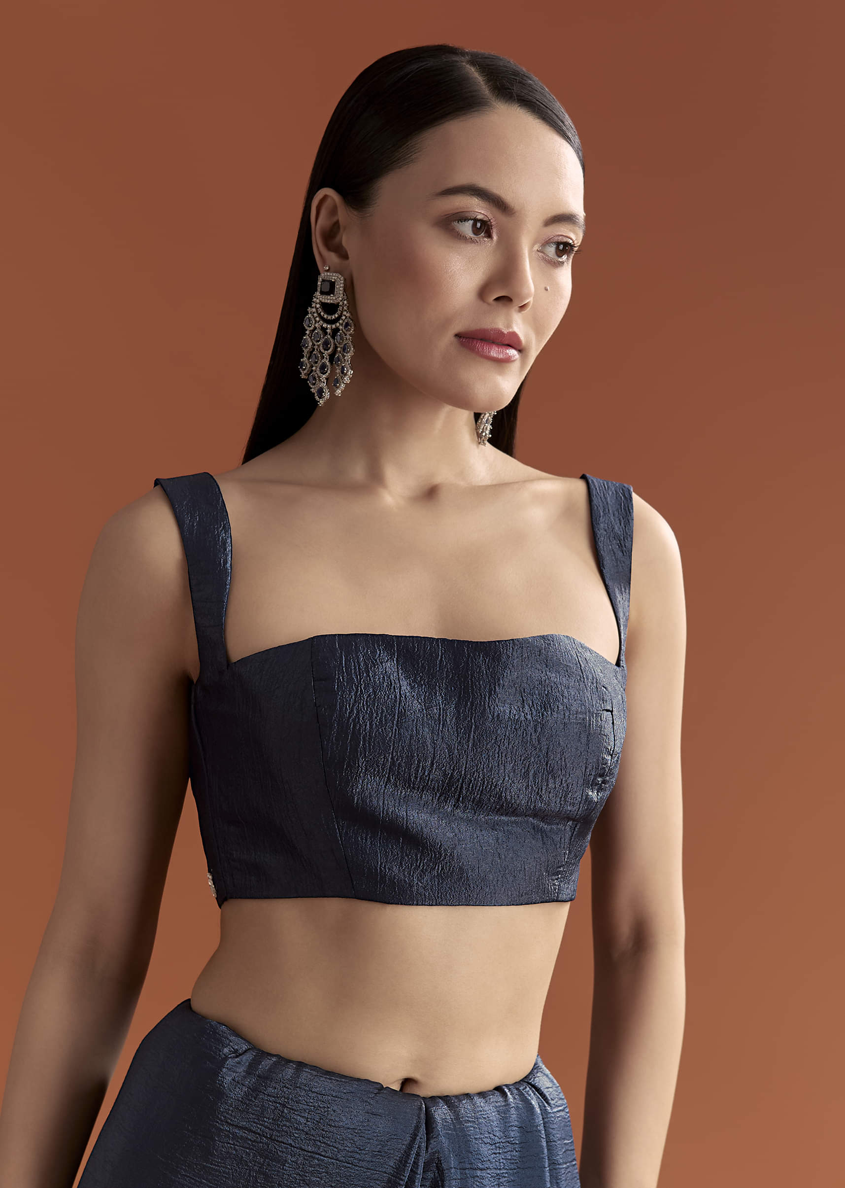 Navy Blue Tissue Saree With Scallop Border And Sequin Work - Image 4