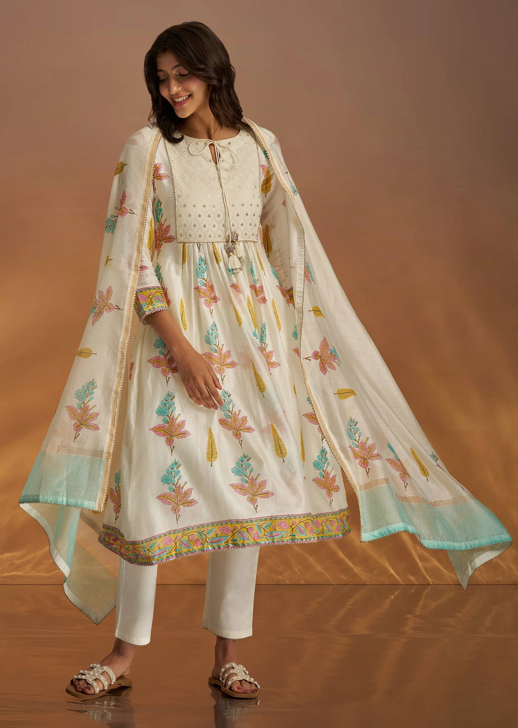 Off White Block Print Anarkali And Dupatta Set With Gotta Lace Detailing - Image 6