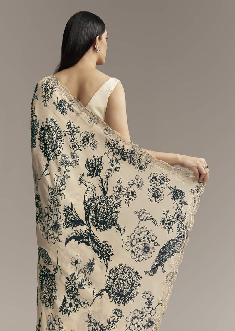 Off White Crepe Saree With Black Floral Print And Embroidered Border - Image 6