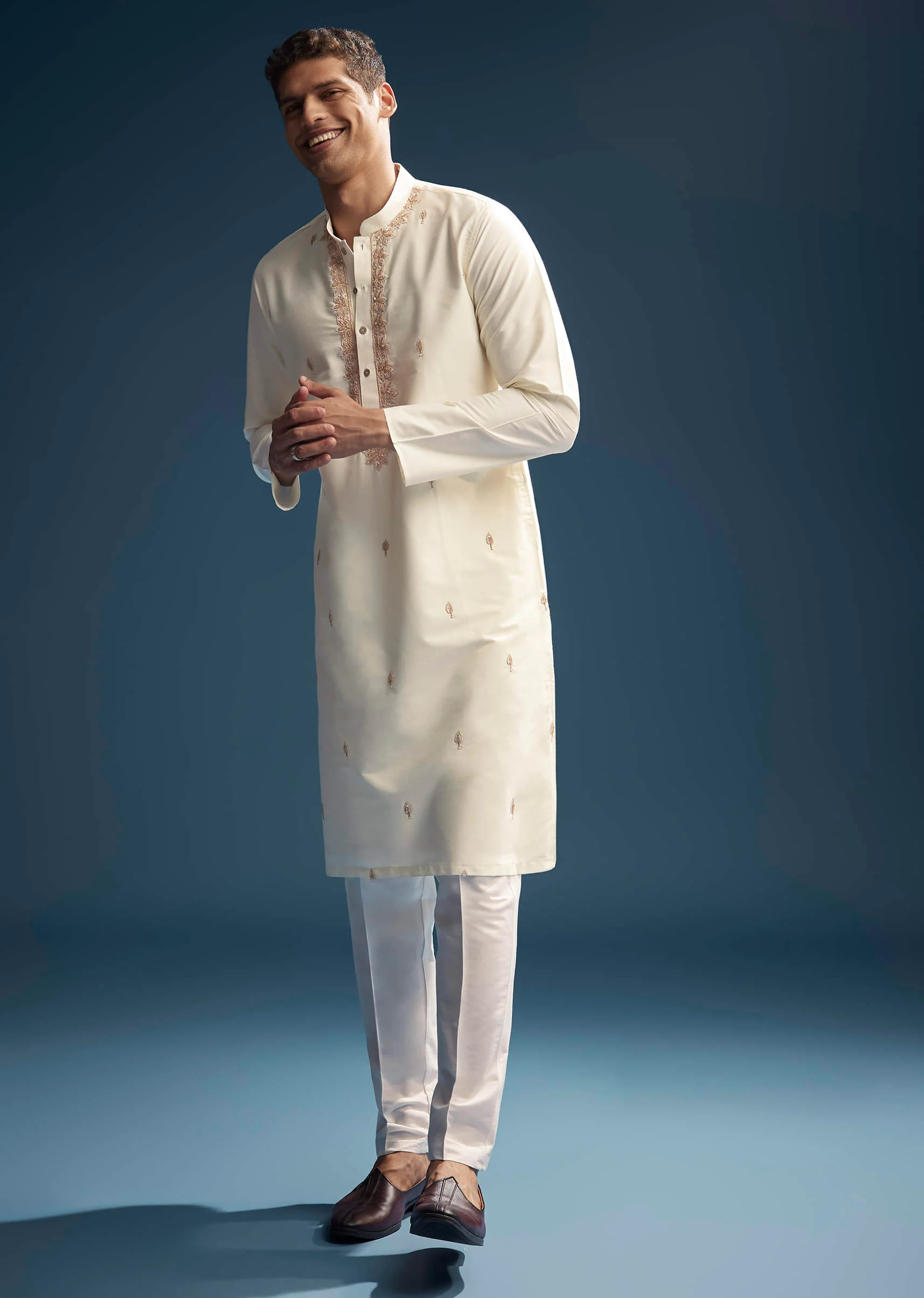 Off White Silk Kurta Set For Men With Zardosi And Aari Work - Image 4