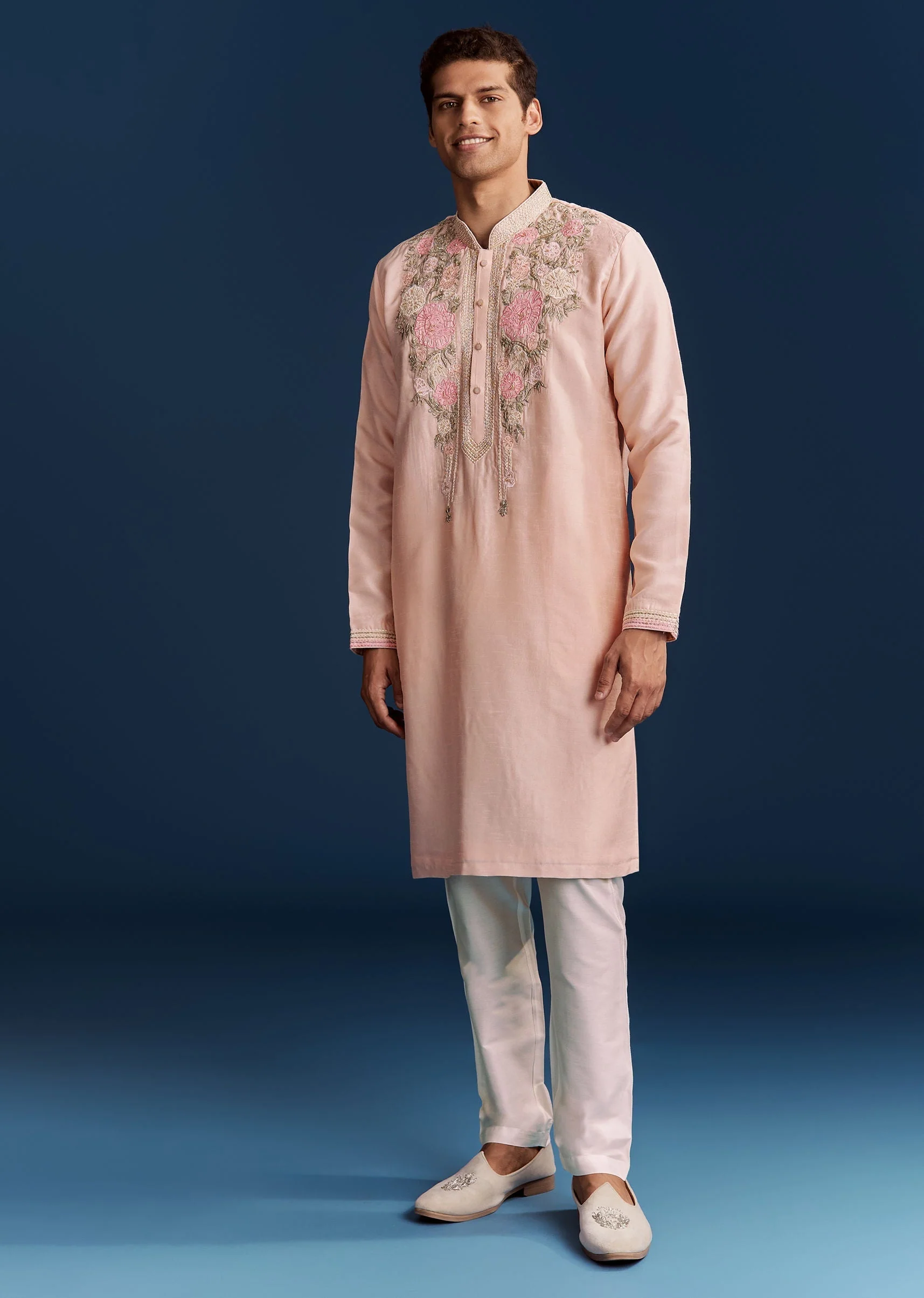 Peach Silk Kurta With Floral Resham Thread And Embroidery - Image 2