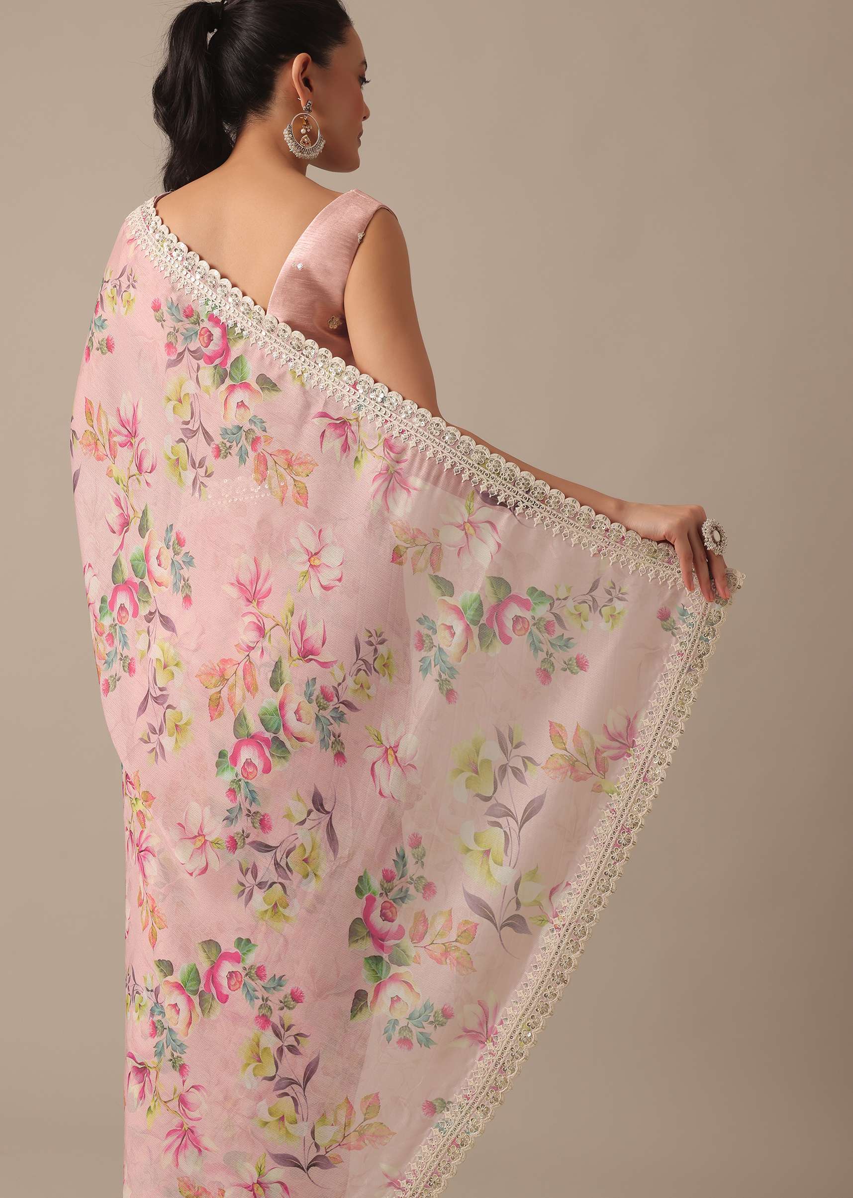 Pink Chiffon Saree With Floral Prints And Unstitched Blouse Piece - Image 6