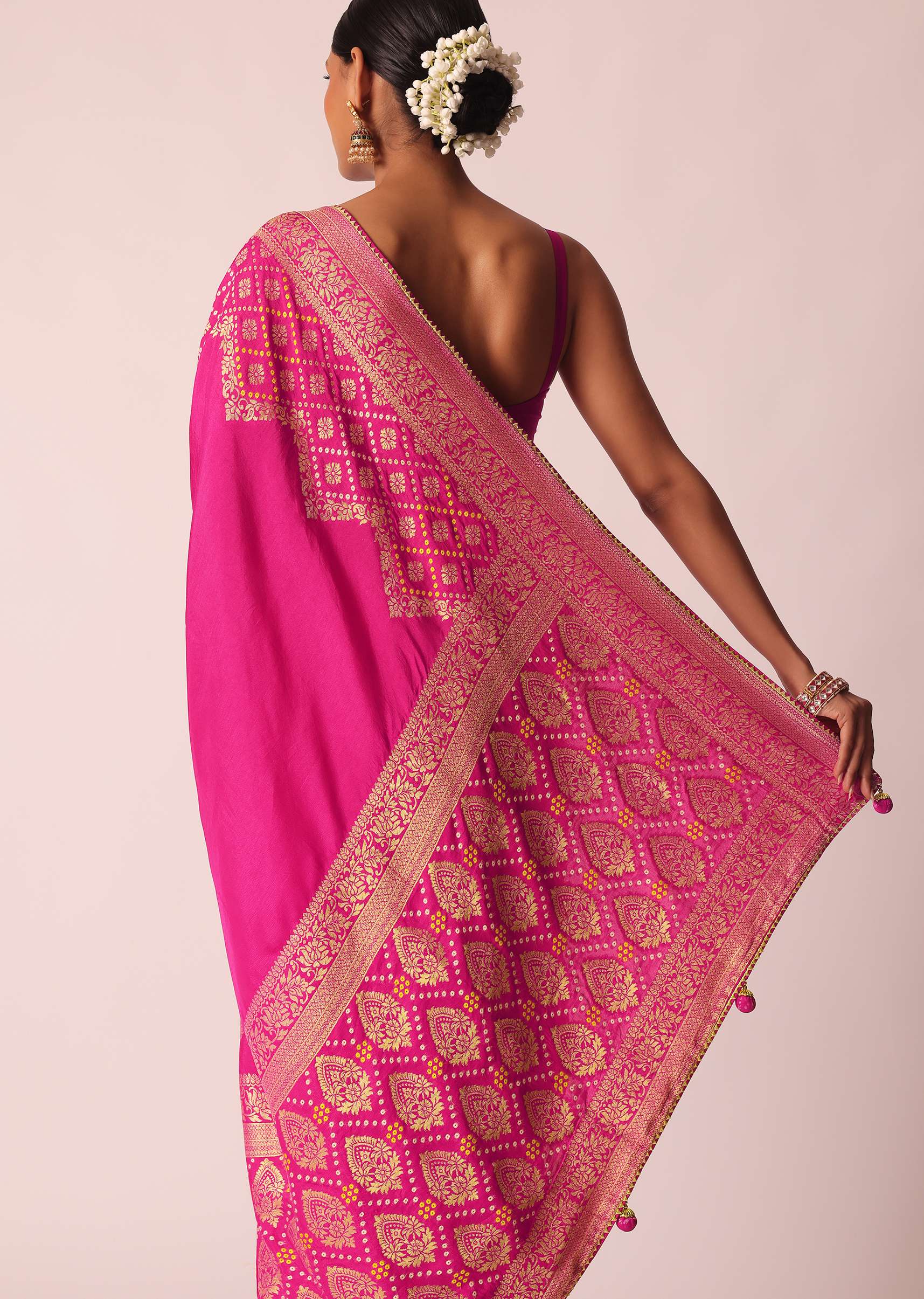 Pink Woven Saree In Silk With Bandhani Motifs And Unstitched Blouse Piece - Image 6