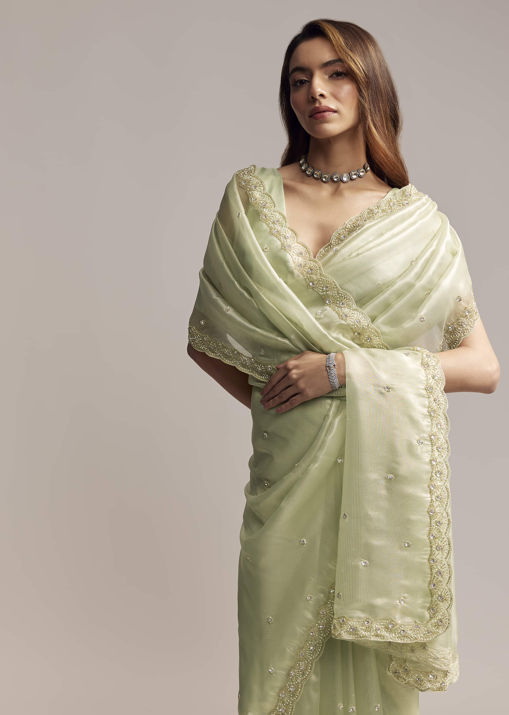 Pista Green Tissue Saree With Butti Work Embroidery - Image 4