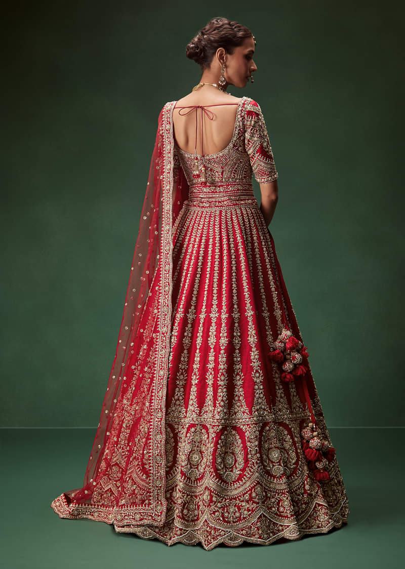 Rani Bridal Lehenga With Resham Work Dupattas - Image 2