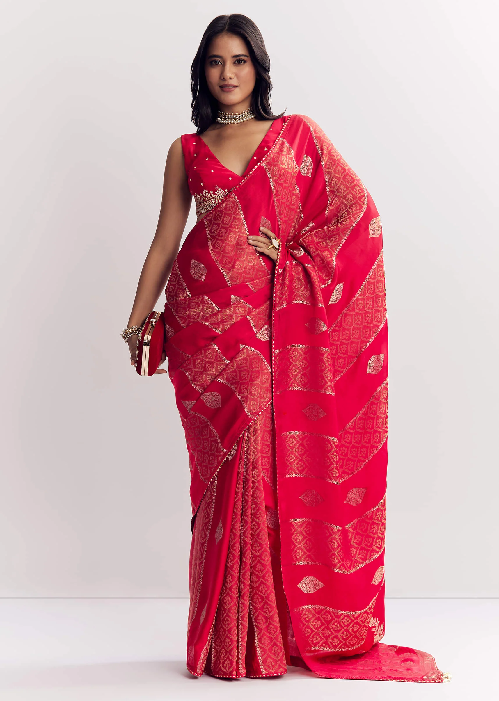 Red Dola Silk Saree With Gota Patti Woven Motifs - Image 3