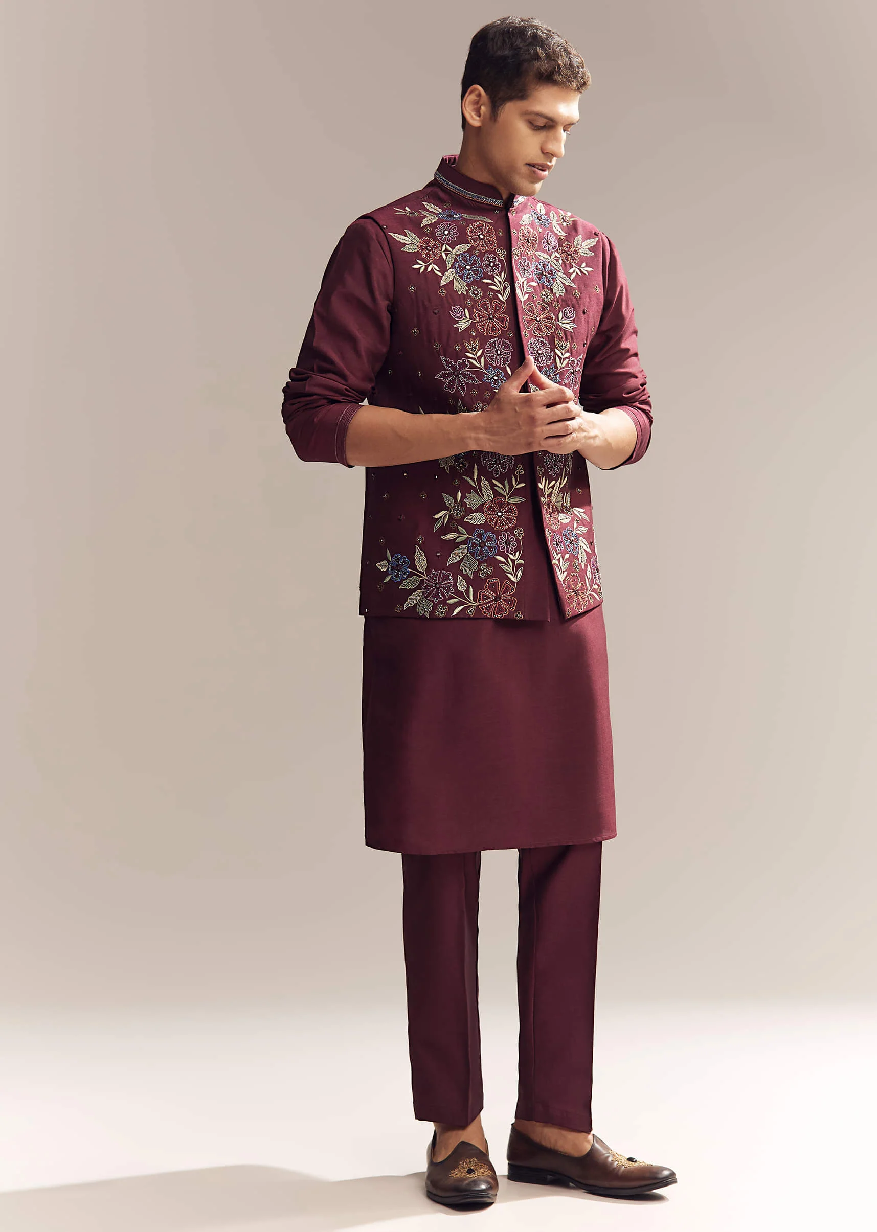Red Silk Kurta Jacket Set For Men With Resham Embroidery - Image 3