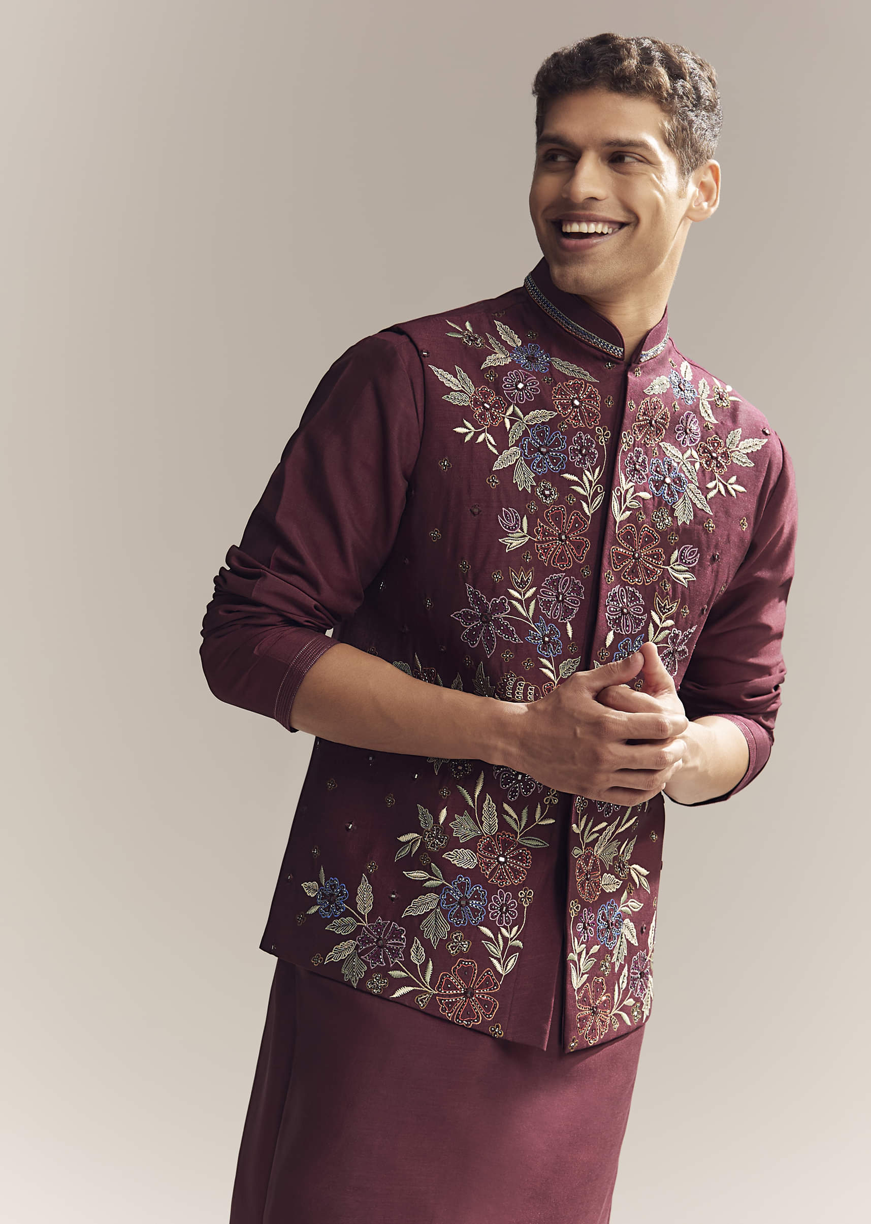 Red Silk Kurta Jacket Set For Men With Resham Embroidery - Image 4