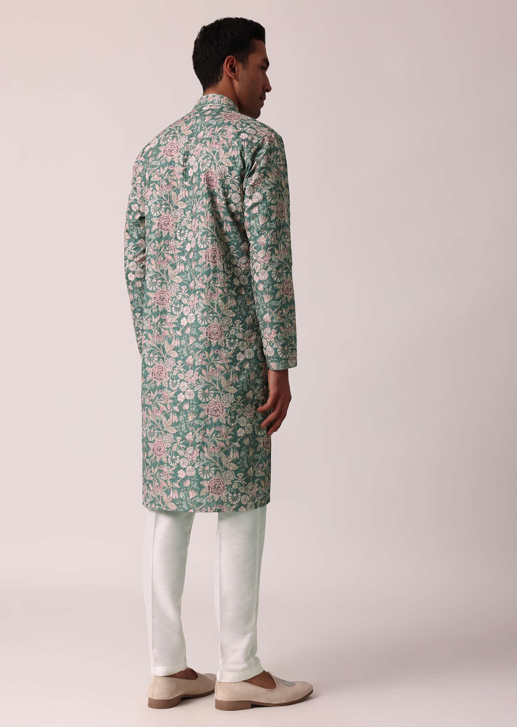 Stylish Green Silk Kurta Set With All-Over Print - Image 5